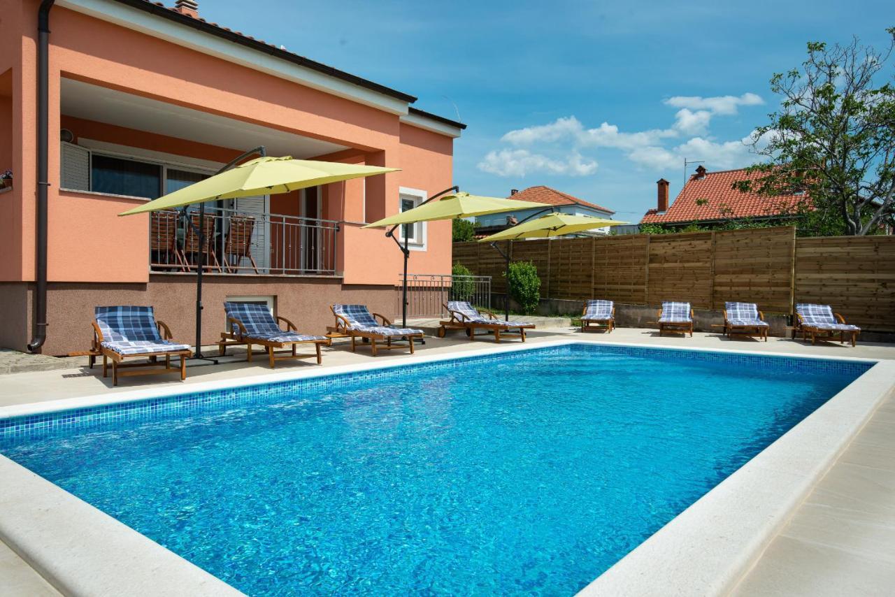 Solis Zadarvillas Vila *